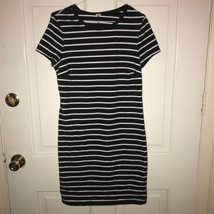 Women’s Old Navy Striped Knit T-shirt dress